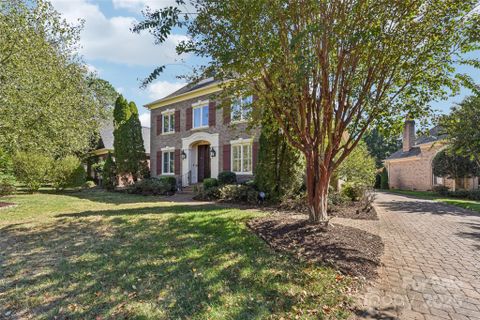 11940 James Richard Drive sold home in Vanderbilt At Providence, Charlotte, NC
