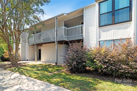 11123 Harrowfield Road sold home in Carmel Village, Charlotte, NC