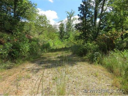 Lot 109 Wildflower sold home in Wildflower, Franklin, NC