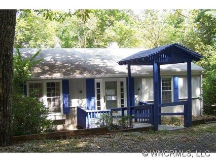 1810 Swiss Pine Lake Dr