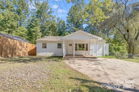 127 125 Shadowlawn Drive