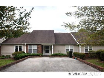 18 South Creekside Court