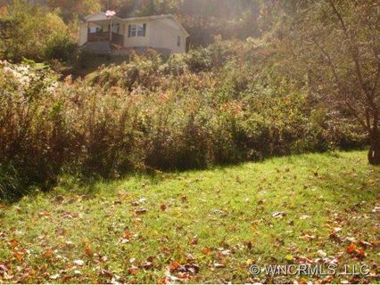 22 Rovingwood Dr