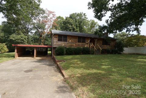 1605 3rd Street sold home in Random Hills, Conover, NC
