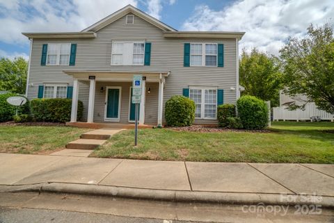 1830 Butterfly Lane