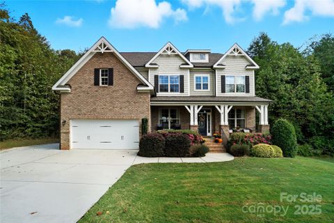 112 Avensong Court sold home in Hollybrook, Mooresville, NC
