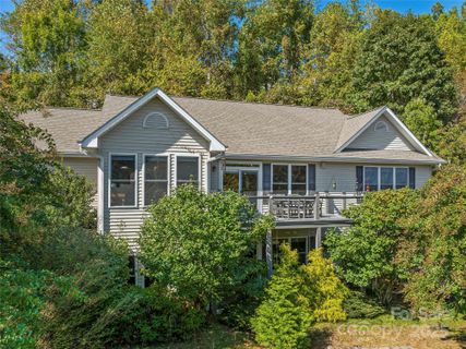 222 Bay Laurel Lane