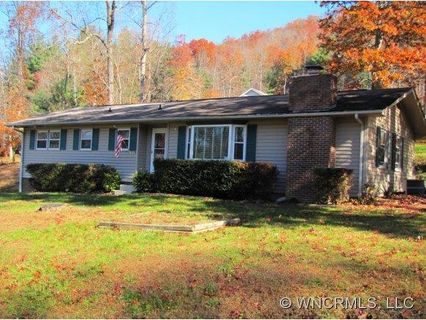 2325 Valencia sold home in Glynwood, Hendersonville, NC
