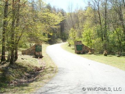 92 94 Bear Ridge Road