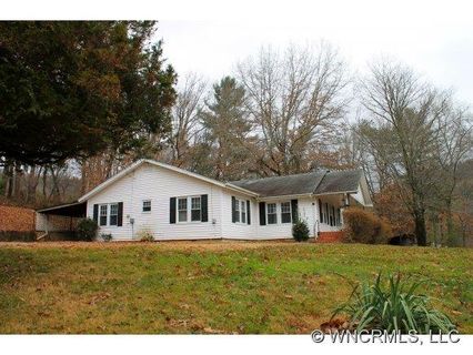 21 Lower Barton Rd