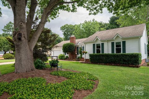 2618 Cherokee Court sold home in Castlewood, Gastonia, NC