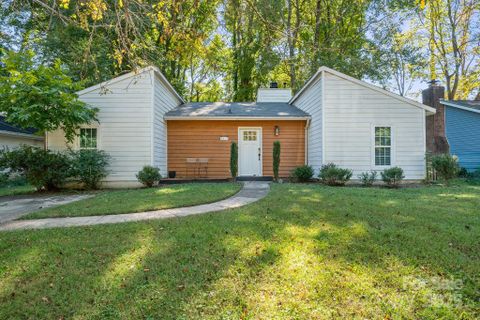 5812 Rock Hollow Drive