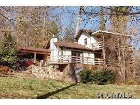 300 Junaluska Oaks Drive sold home in Junaluska Oaks, Waynesville, NC