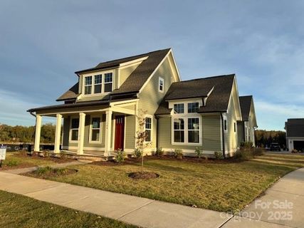 104 Macland Lane