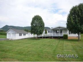 11 Sweet Briar Path Way sold home in Sweet Briar, Hendersonville, NC