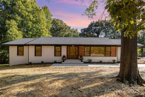 345 Kentberry Drive
