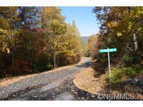 186 Falcon Crest Loop