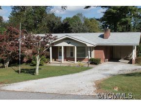 2210 Evergreen Drive