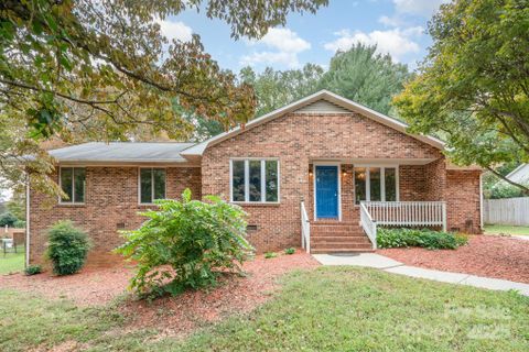 204 Belwood Drive sold home in Belwood, Belmont, NC
