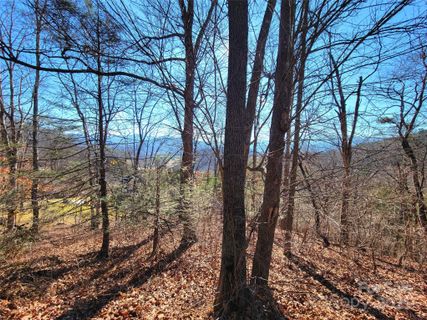 50 Feather Lane sold home in Spring Valley, Waynesville, NC