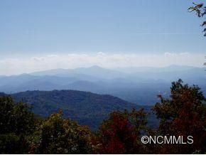 18 Kalmia Drive sold home in Rice Knob Heights, Asheville, NC