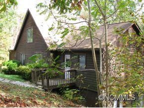 18 Hutchinson Woods Dr sold home in Hutchinson Woods, Fletcher, NC