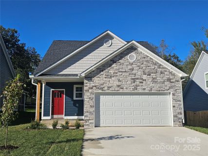 210 Slade Lane sold home in Brooks Cove, Black Mountain, NC