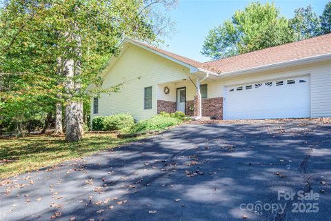 95 Bridgette Loop Road sold home in Gann Village, Hendersonville, NC