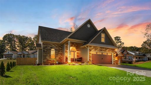 137 Maplewood Court sold home in Maplewood Village, Hudson, NC
