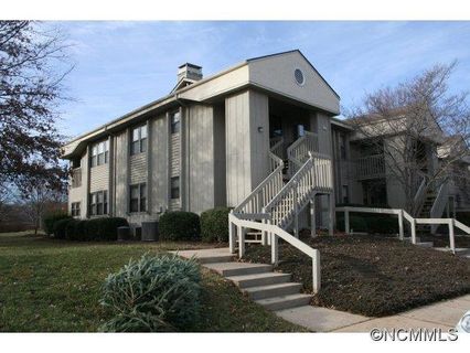 402 Abbey Circle