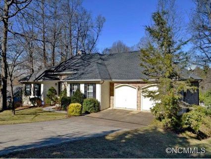 2732 Miller Lane sold home in Sycamore Hill, Hendersonville, NC