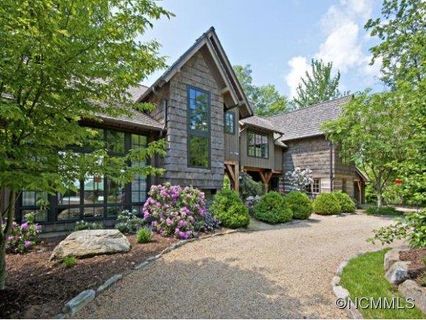 696 Grey Rock Parkway