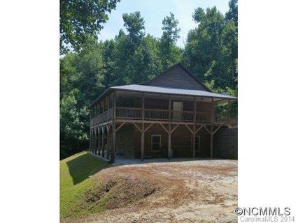 215 Mountain Bluff Trl sold home in Woodcliff Resort, Hendersonville, NC