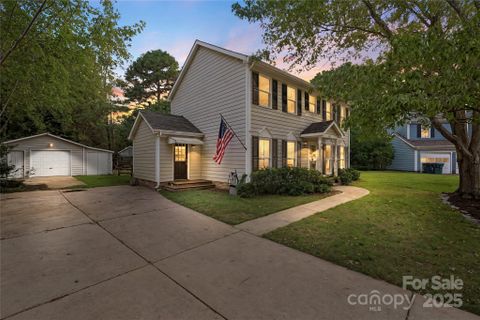 2519 Fitzpatrick Lane sold home in The Heathers, Matthews, NC