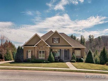 165 Mistletoe Trail