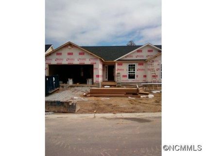 64 Foxtail Court sold home in Foxchase, Hendersonville, NC