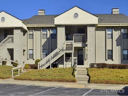 803 Abbey Circle