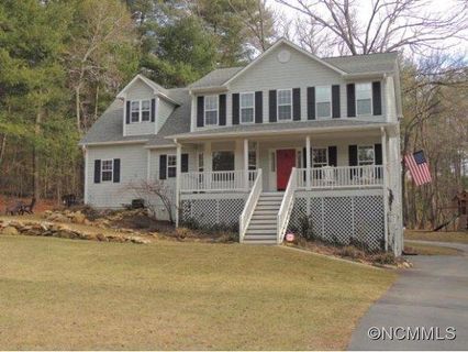 10 Mallory Meadows Court sold home in Mallory Meadows, Arden, NC