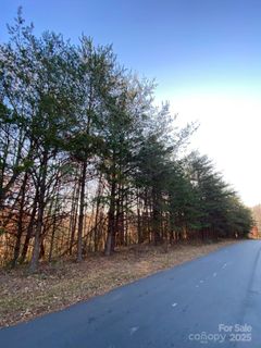 1420 Windemere Lane sold home in Deerfield, Hickory, NC