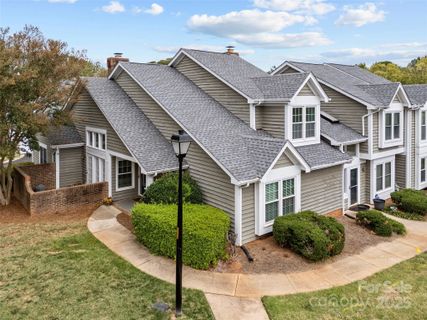 7255 Meeting Street sold home in The Gates At Quail Hollow, Charlotte, NC