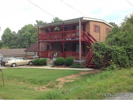 210 Ewart Dr