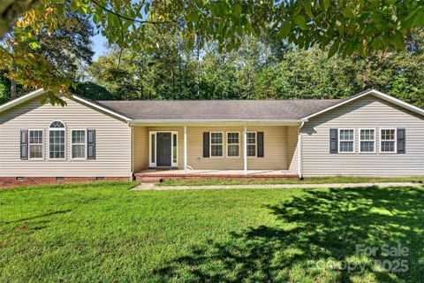 86 Springdale Drive sold home in Springdale, Marion, NC