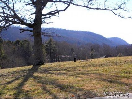 16 Autumn Leaf Dr sold home in Grand Highlands Waterford Lake, Fletcher, NC