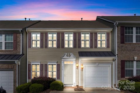 370 Battery Circle active home in Harpers Green, Clover, SC