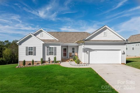 2748 Eagle Drive