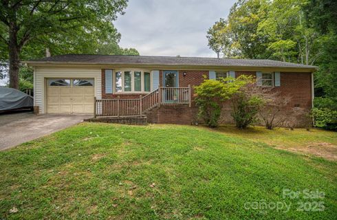 4007 Brookstone Court sold home in Silverstone, Gastonia, NC