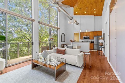 2116 Mcclintock Road