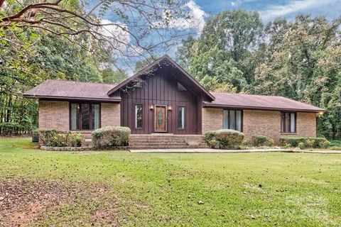 3966 Red Doc Road