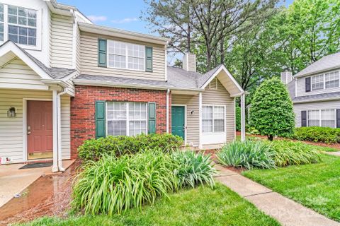 5670 Prescott Court sold home in Prescott Village, Charlotte, NC