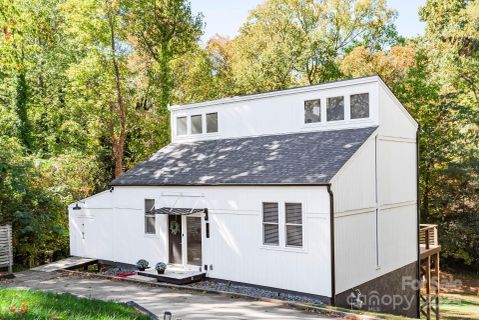 2427 Twilight Road